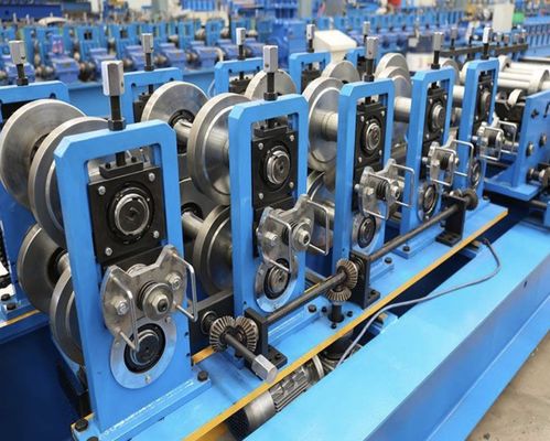 Αγορά Πλήρως αυτόματο μηχάνημα C Purlin Steel Profile Cz Purlin Roll Forming Machine 3,0 mm online manufacture