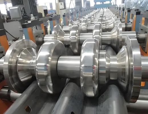 Αγορά Q235 Q345 Μηχανή κατασκευής τροχόσπιτων οδικών οδών Μηχανή σχηματισμού κυλίνδρων από μέταλλο online manufacture