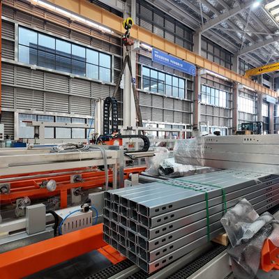 Μηχανή διαμόρφωσης ρολού για βραχίονες με επιφάνεια HMI